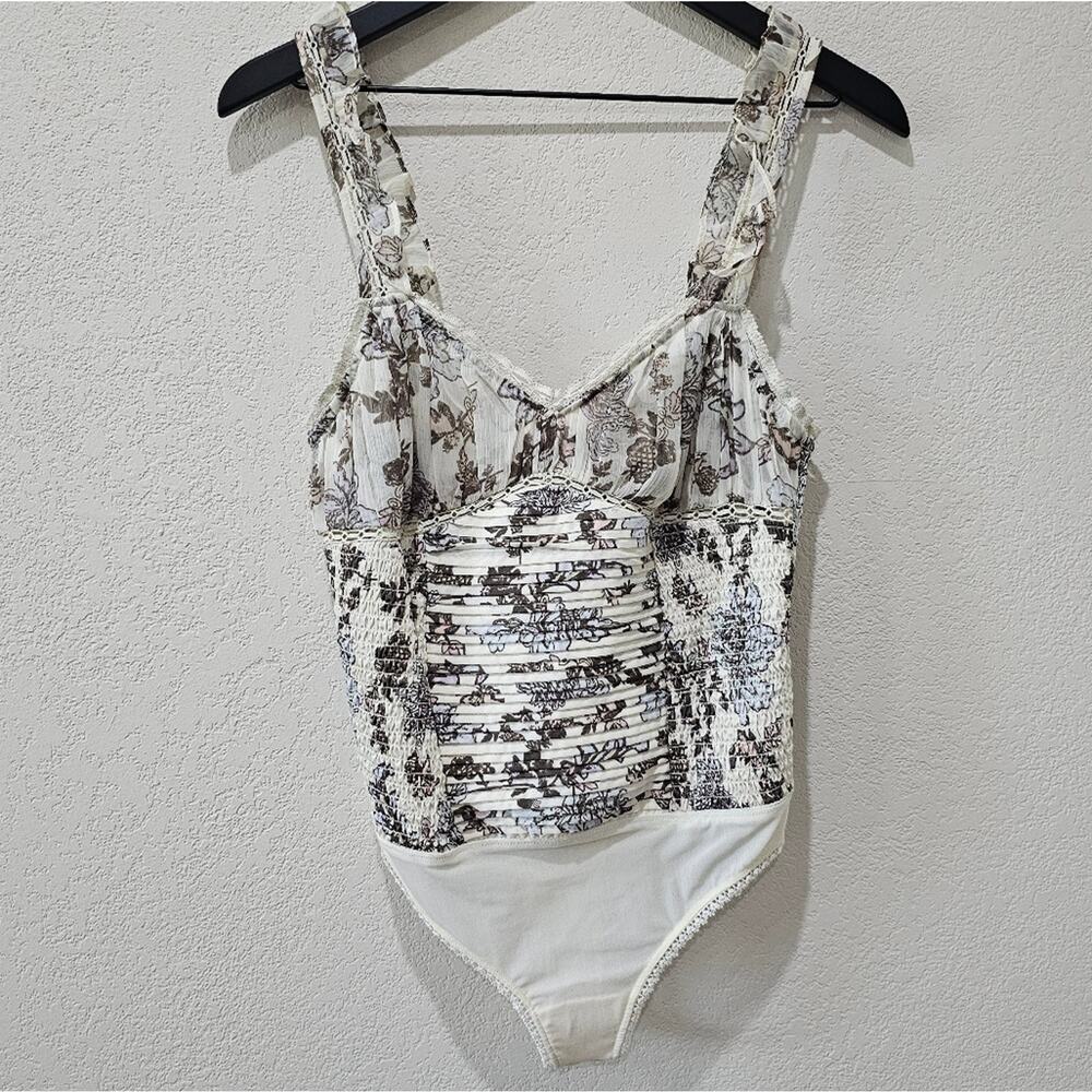 NWT Free People Weekend Plans Bodysuit Size Small - Picture 5 of 13